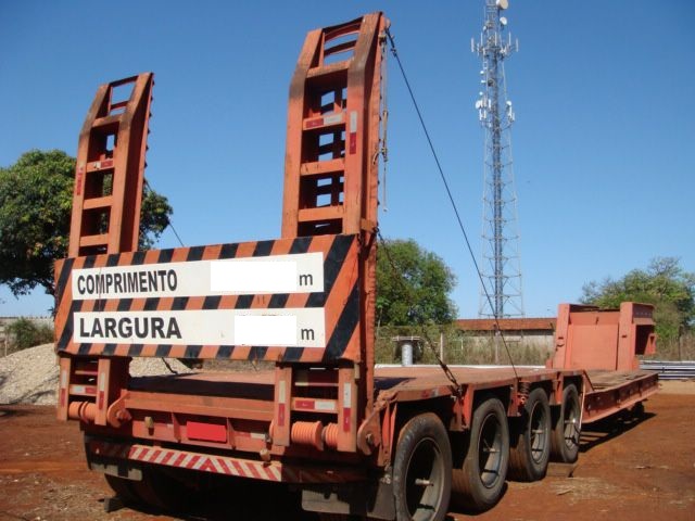 CARRETA PRANCHA 4 EIXOS REBAIXADA FRUEHAUF