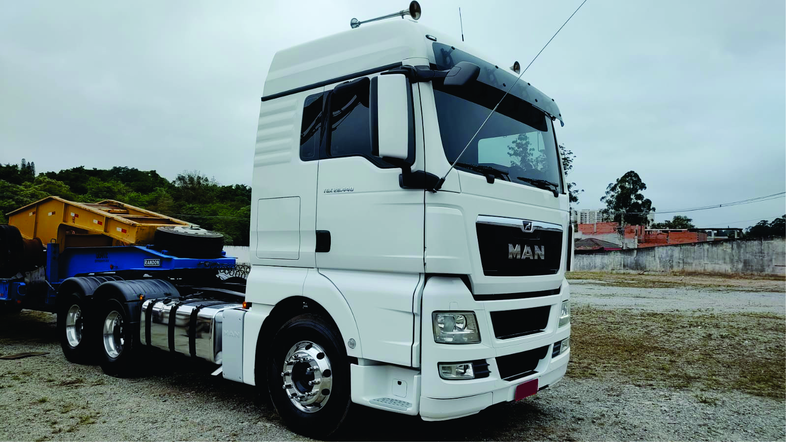 CAVALO MECÂNICO MAN TGX 28.440 - 6X2 - ANO 2019/2020